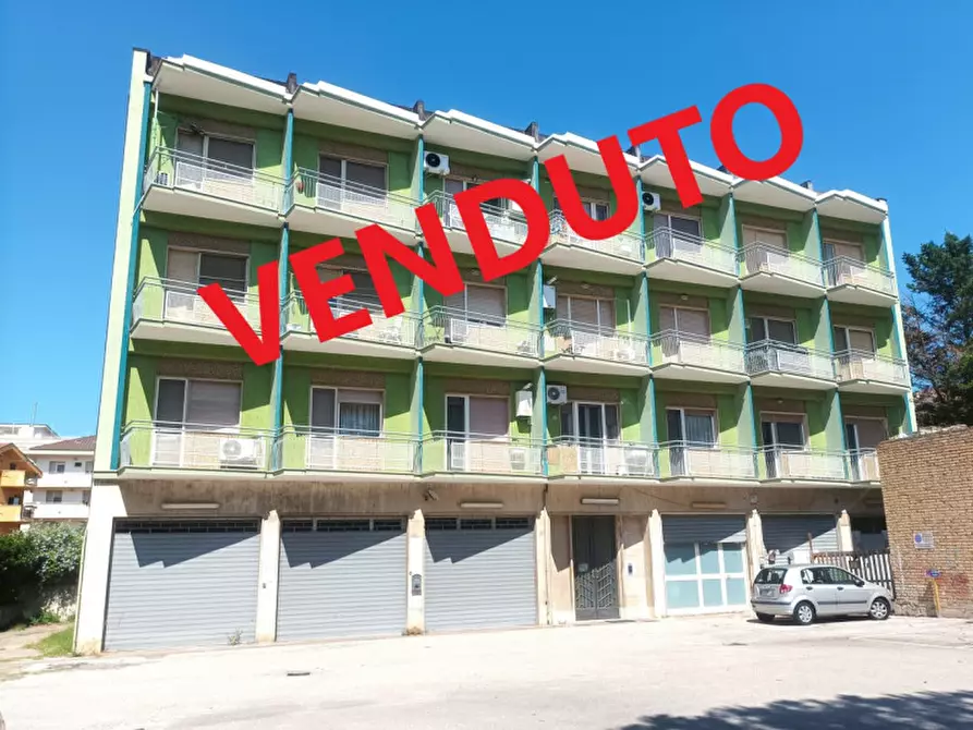 Immagine 1 di Appartamento in vendita  in V.LE G. D'ANNUNZIO 274 a Pescara