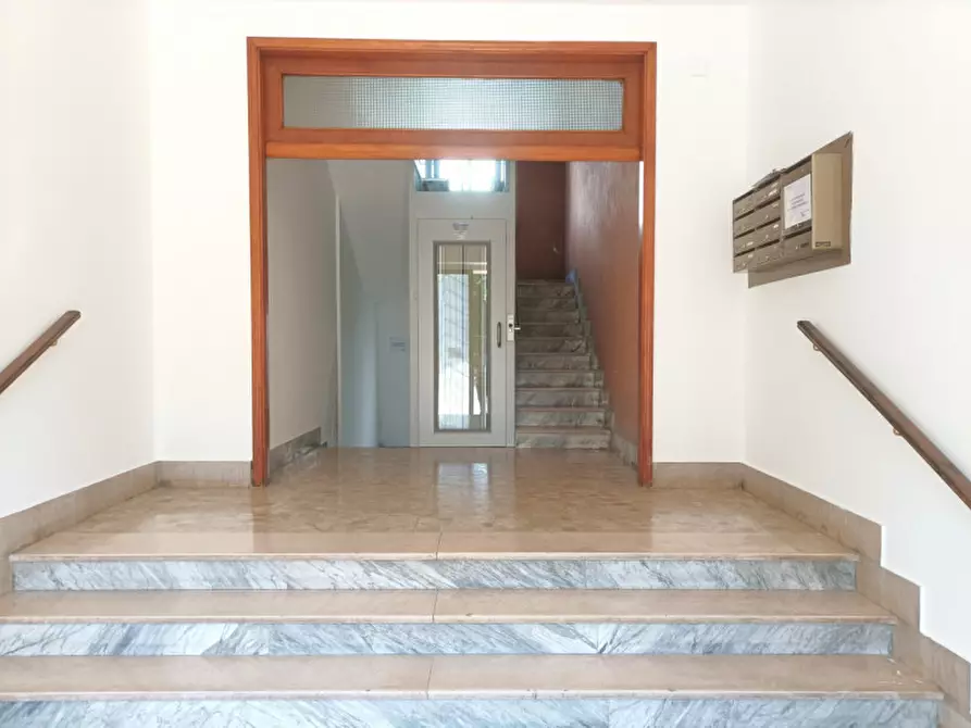 Immagine 5 di Appartamento in vendita  in V.LE G. D'ANNUNZIO 274 a Pescara