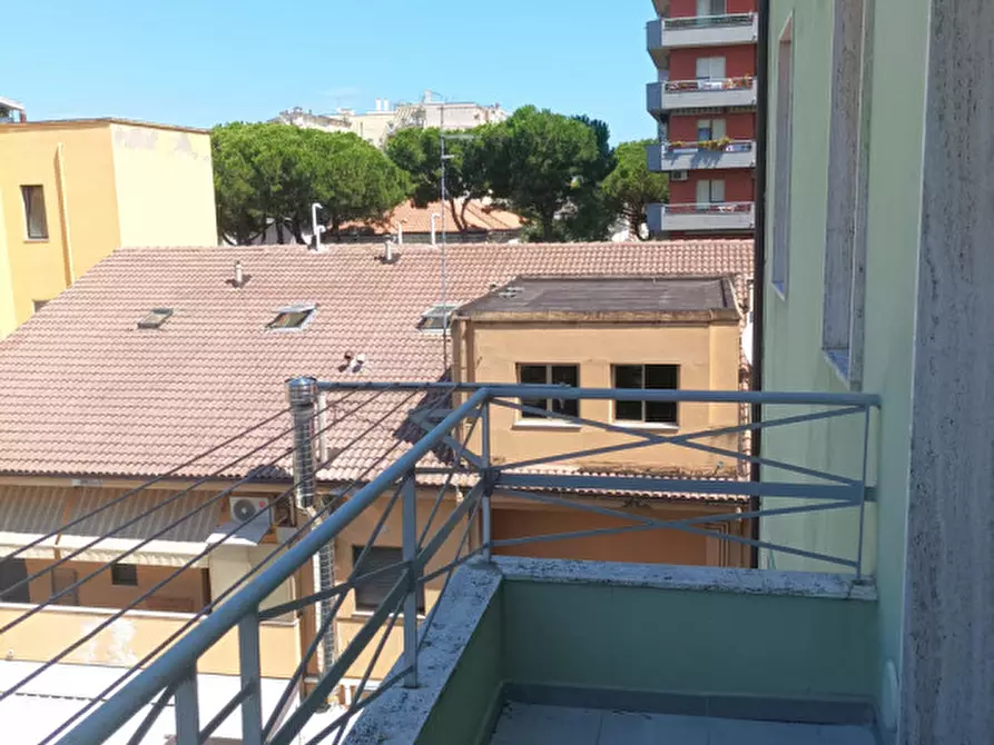 Immagine 14 di Appartamento in vendita  in V.LE G. D'ANNUNZIO 274 a Pescara