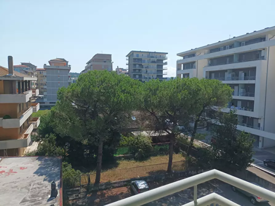 Immagine 19 di Appartamento in vendita  in V.LE G. D'ANNUNZIO 274 a Pescara