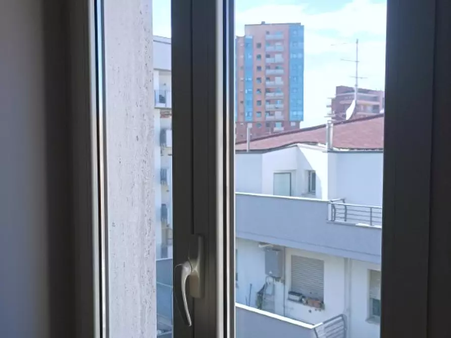 Immagine 37 di Appartamento in vendita  in V.LE G. D'ANNUNZIO 274 a Pescara