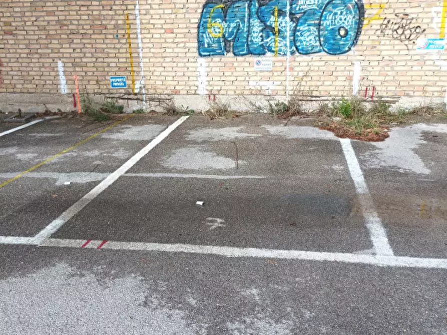 Immagine 39 di Appartamento in vendita  in V.LE G. D'ANNUNZIO 274 a Pescara