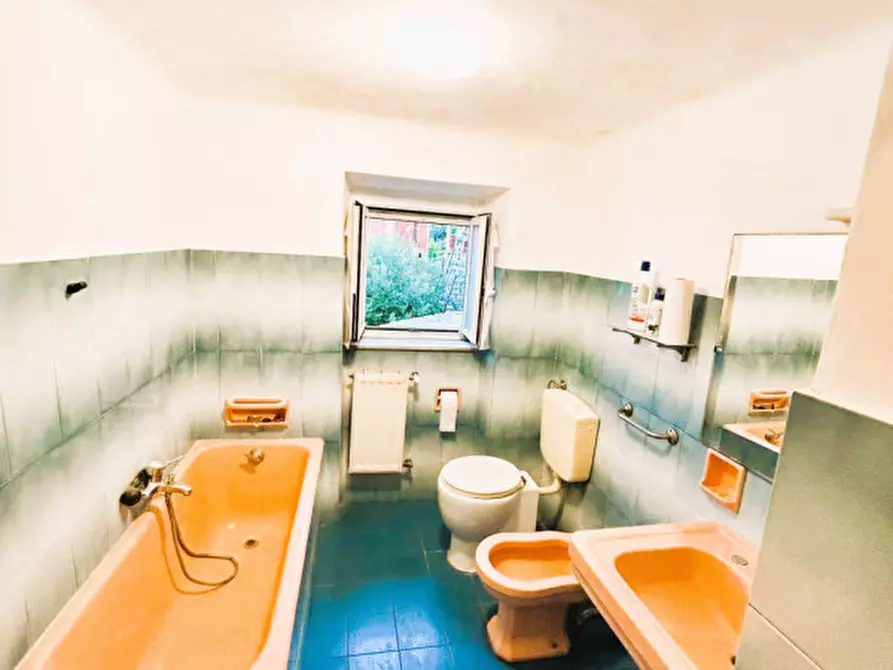 Immagine 11 di Appartamento in vendita  in Via Lorenzo Bozzo a Camogli