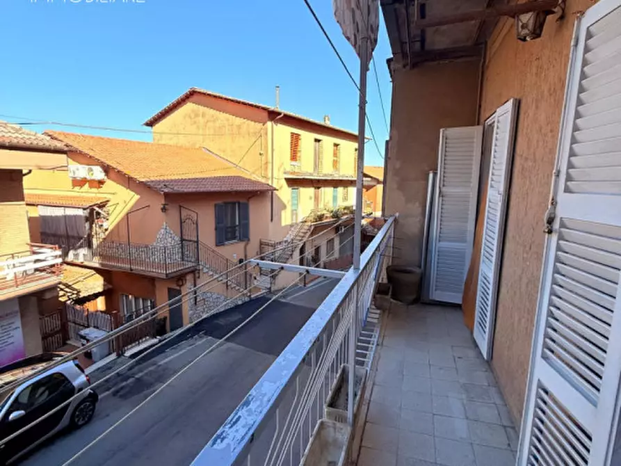 Immagine 1 di Appartamento in vendita  in via frascati 67 a Rocca Di Papa