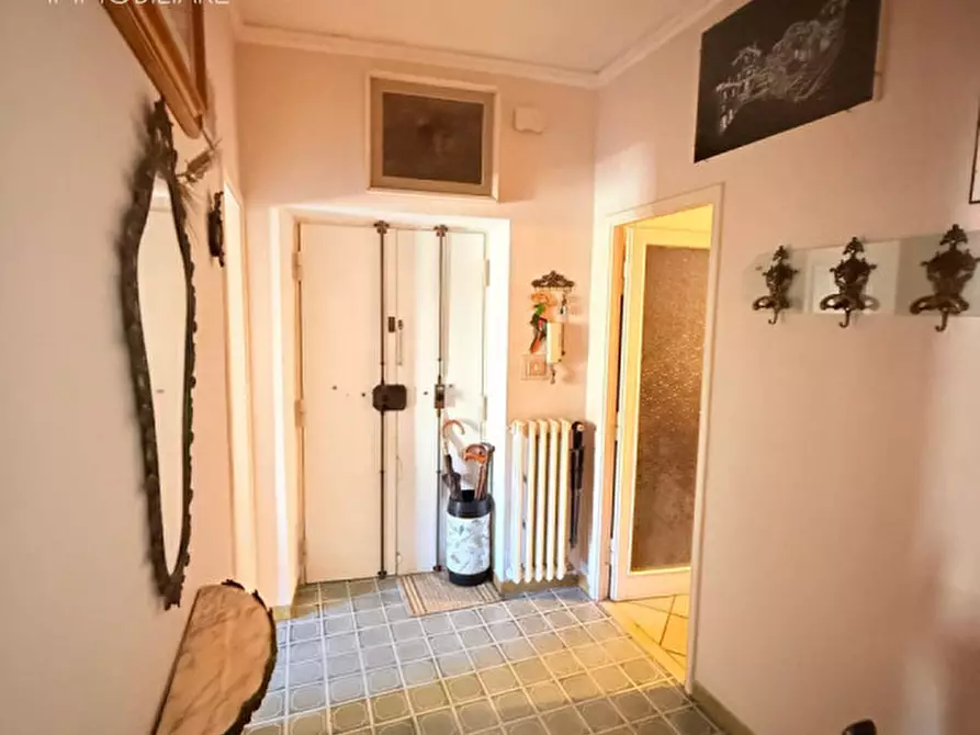 Immagine 5 di Appartamento in vendita  in via frascati 67 a Rocca Di Papa