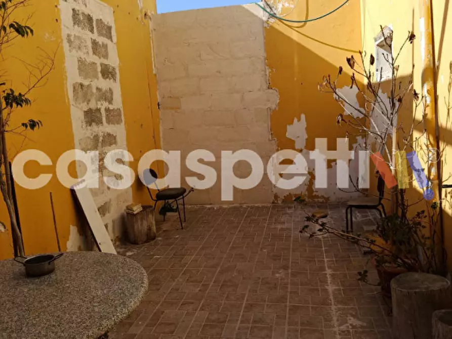 Immagine 10 di Appartamento in vendita  in Via Nicolò Machiavelli a Lizzanello