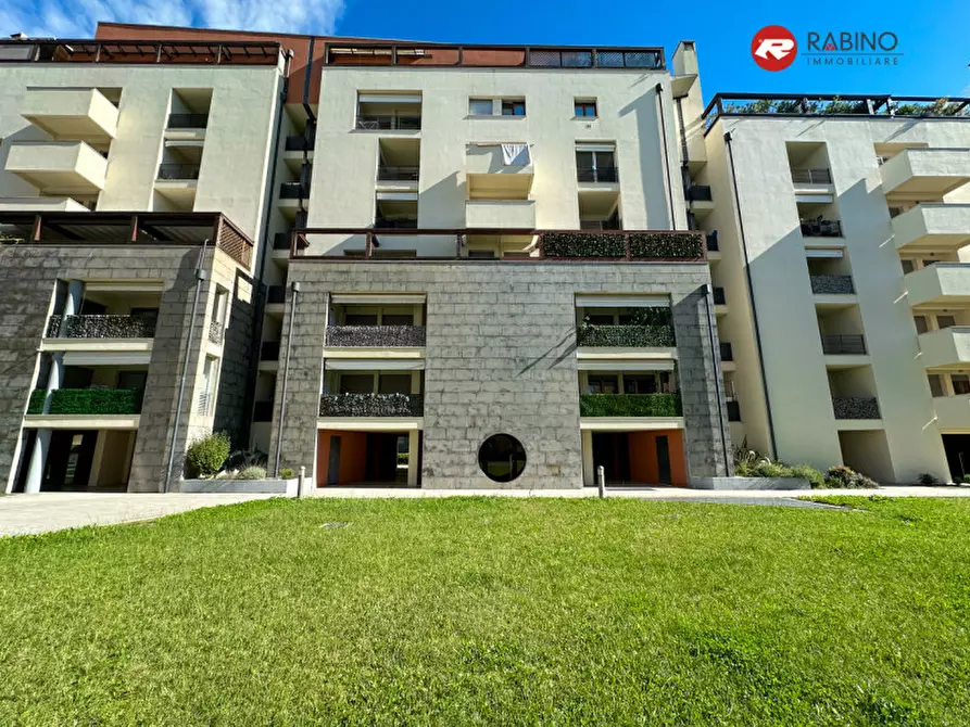 Immagine 1 di Appartamento in vendita  in Viale 23 marzo 1848 N.29 a Udine