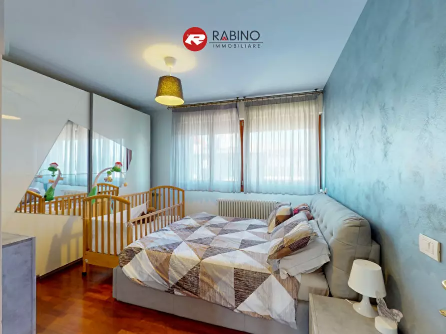 Immagine 9 di Appartamento in vendita  in Viale 23 marzo 1848 N.29 a Udine