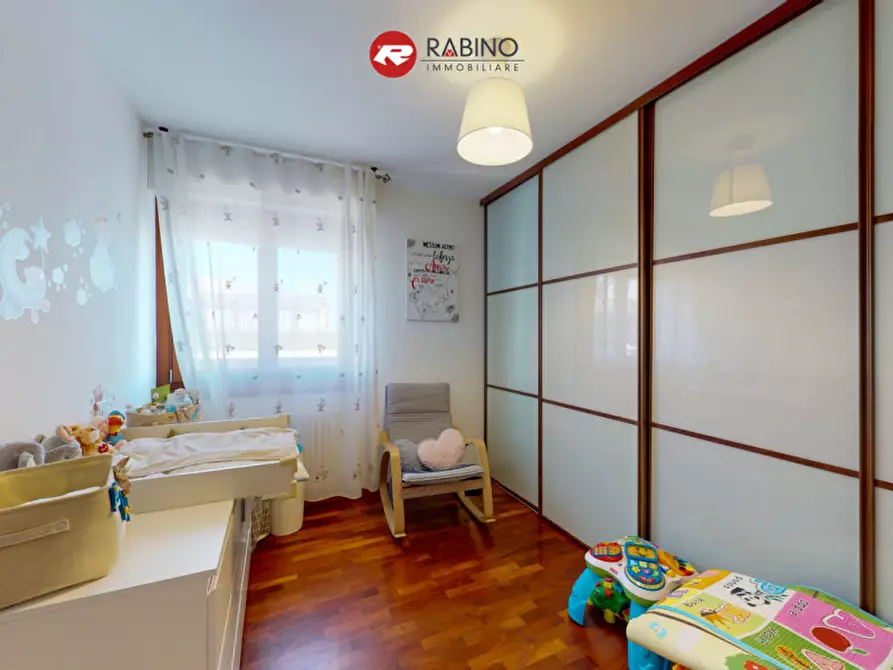 Immagine 10 di Appartamento in vendita  in Viale 23 marzo 1848 N.29 a Udine