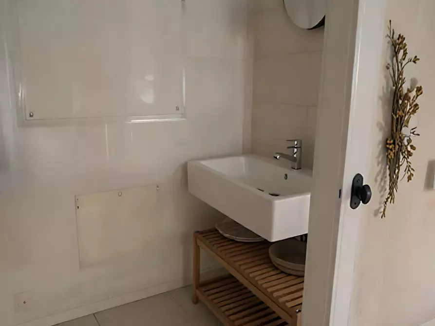 Immagine 9 di Ufficio in affitto  in Piazza Aldo Moro a Montebelluna