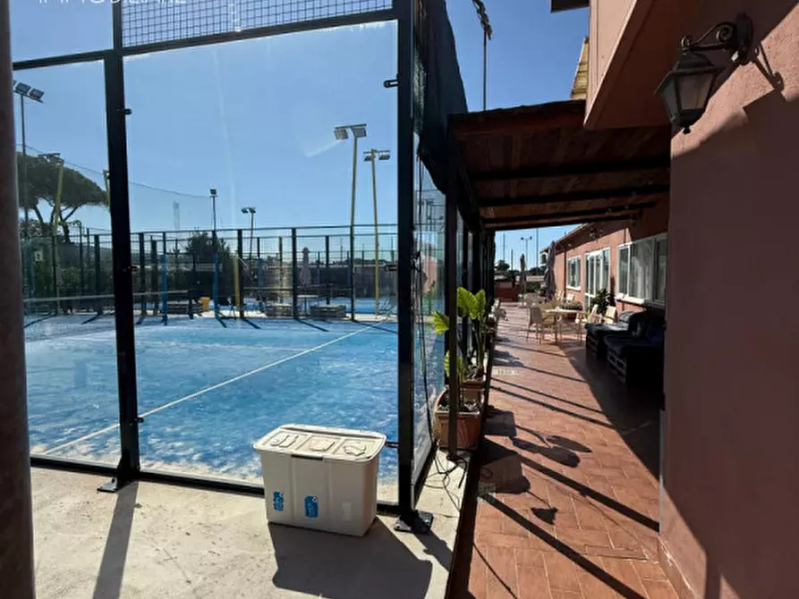 Immagine 7 di Attività commerciale in vendita  in Via del Divino Amore a Marino