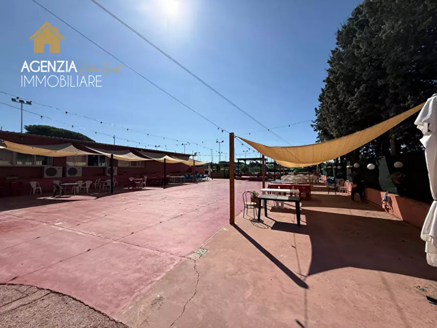 Immagine 17 di Attività commerciale in vendita  in Via del Divino Amore a Marino