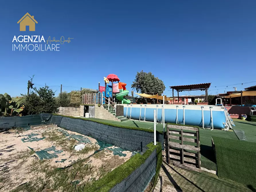 Immagine 45 di Attività commerciale in vendita  in Via del Divino Amore a Marino