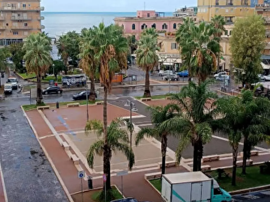 Immagine 2 di Attico in vendita  in Via Ancona a Ladispoli