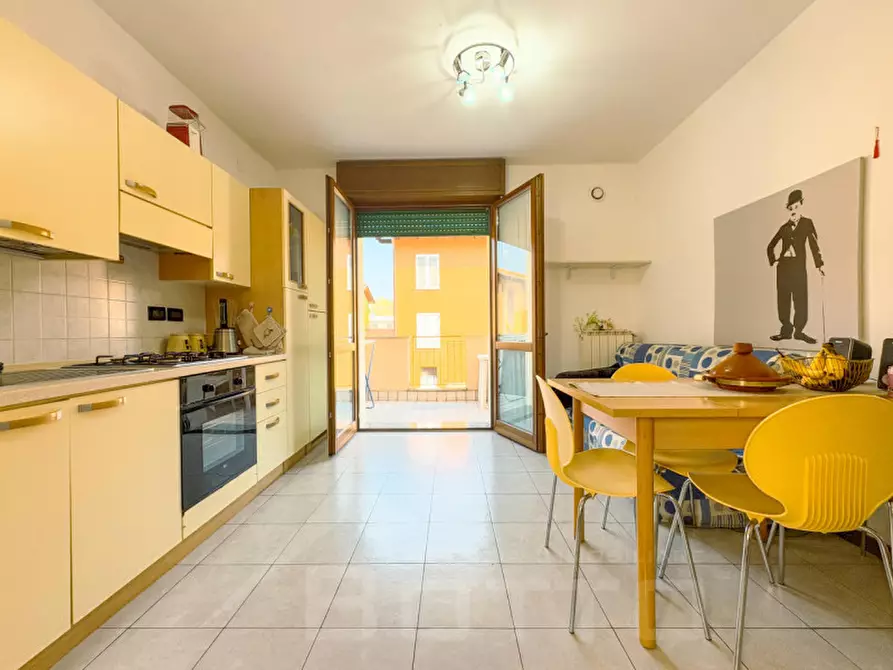 Immagine 1 di Appartamento in vendita  in via pio x 9 a Borgomanero