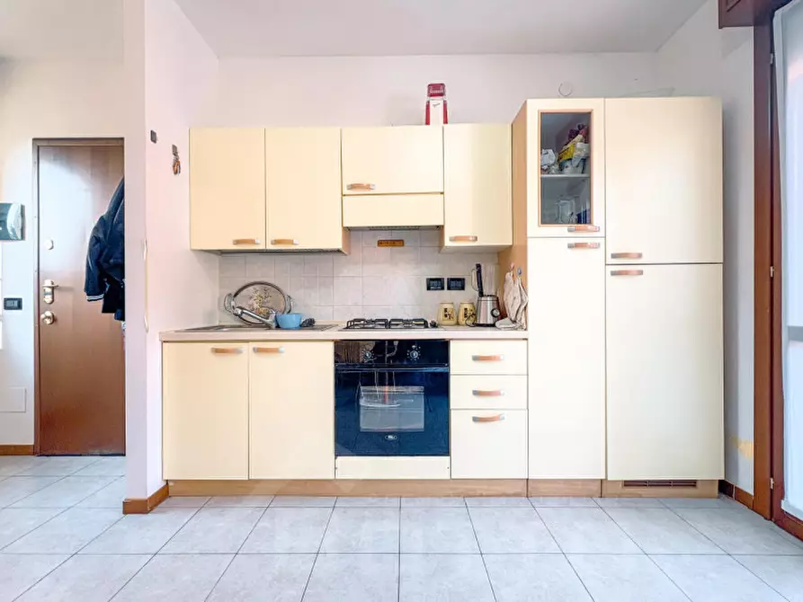 Immagine 4 di Appartamento in vendita  in via pio x 9 a Borgomanero