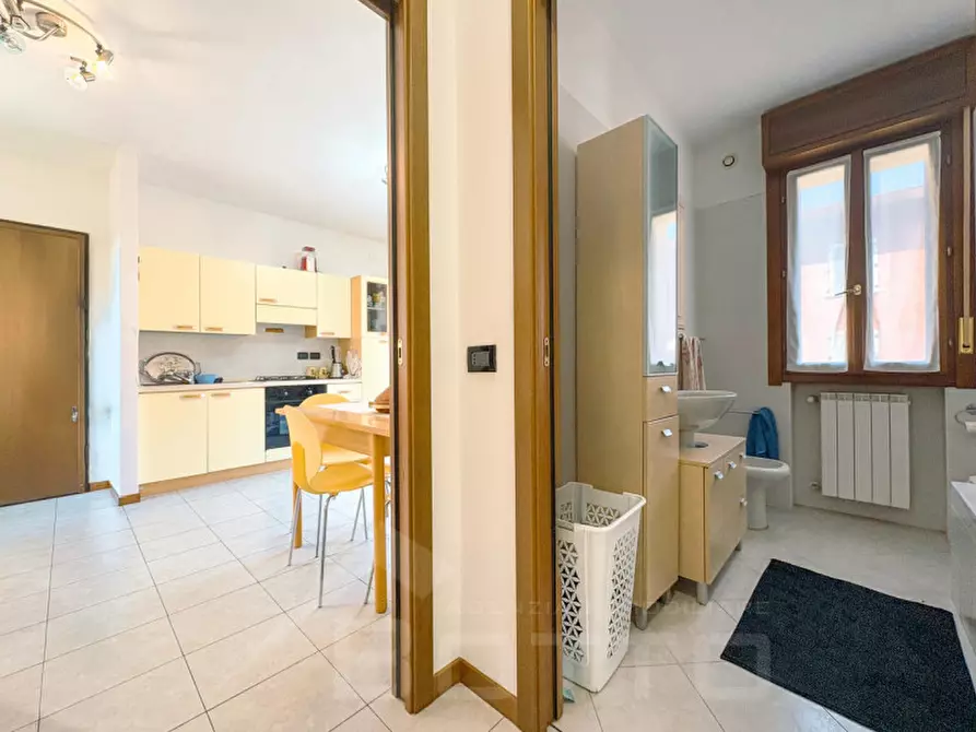 Immagine 8 di Appartamento in vendita  in via pio x 9 a Borgomanero