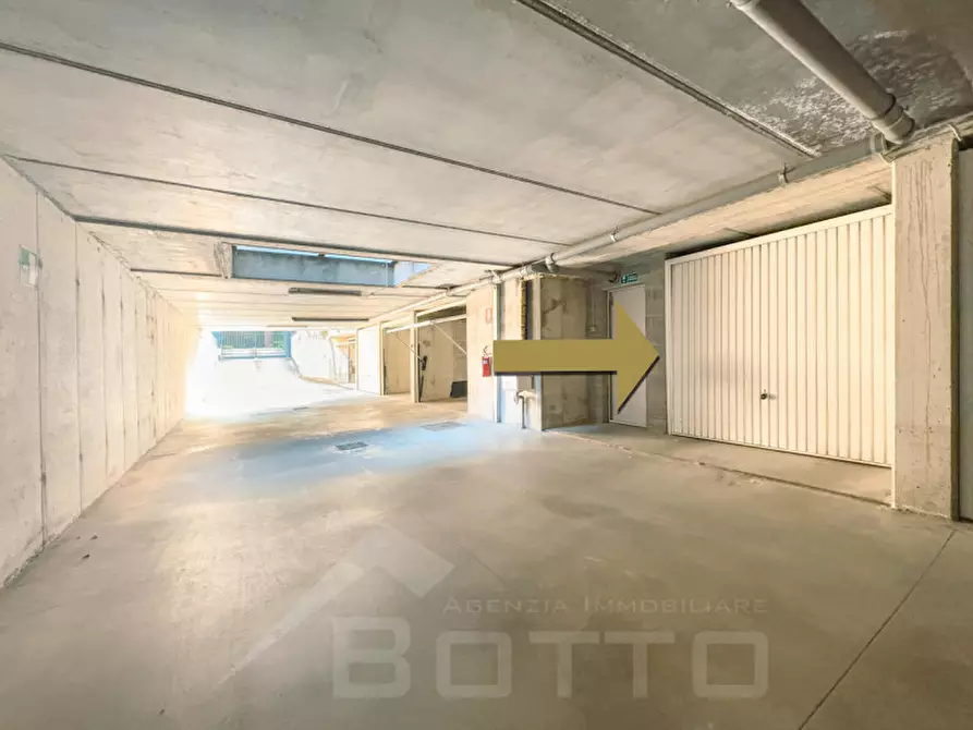 Immagine 14 di Appartamento in vendita  in via pio x 9 a Borgomanero