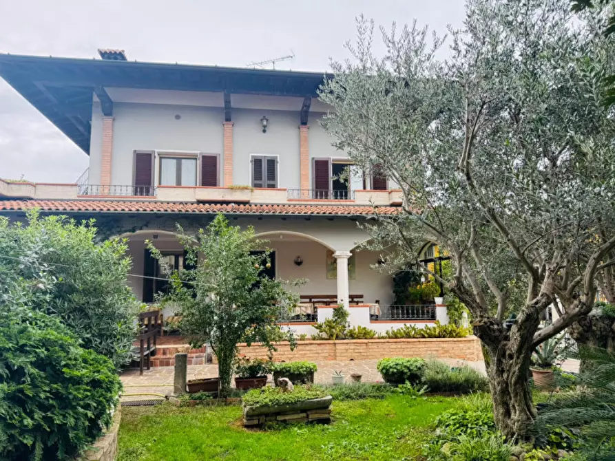 Immagine 1 di Villa in vendita  in VIA. LEONARDO DA VINCI a Ghedi