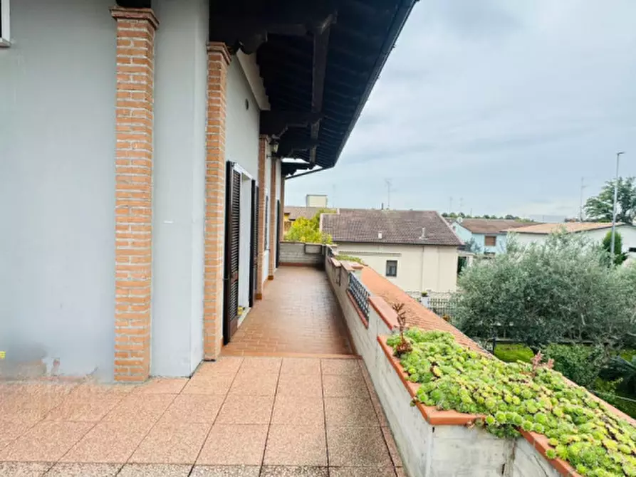 Immagine 16 di Villa in vendita  in VIA. LEONARDO DA VINCI a Ghedi