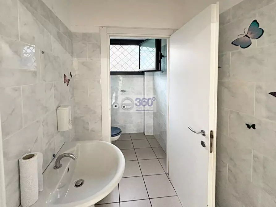 Immagine 11 di Ufficio in affitto  in Via Castello 61 a Rodengo-Saiano