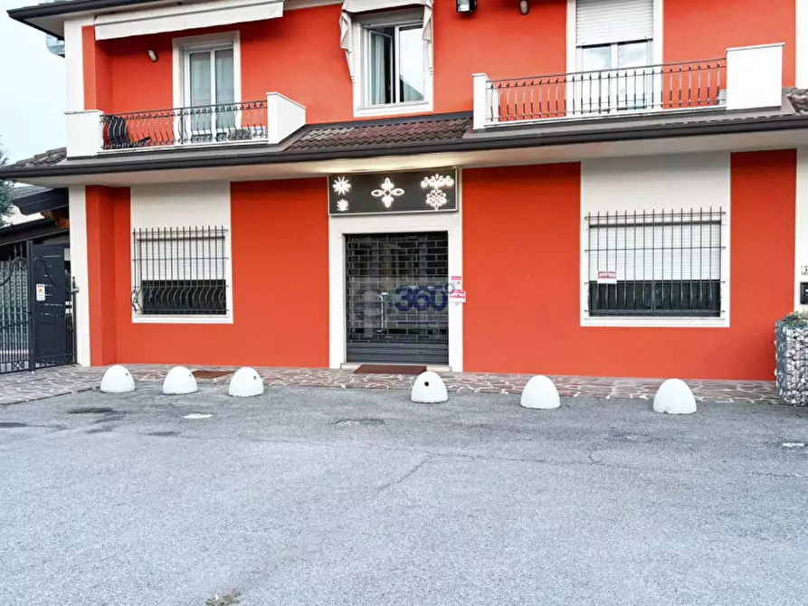 Immagine 12 di Ufficio in affitto  in Via Castello 61 a Rodengo-Saiano