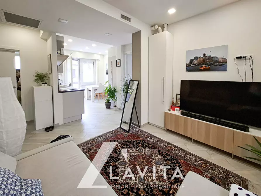 Immagine 4 di Appartamento in vendita  in Via Resia - Reschenstraße a Bolzano