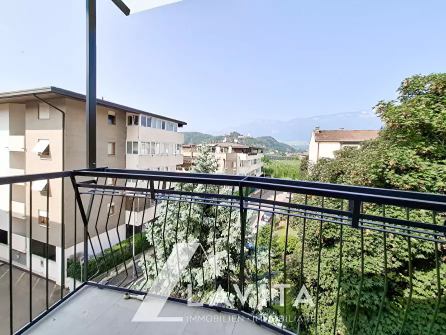 Immagine 13 di Appartamento in vendita  in Via Resia - Reschenstraße a Bolzano