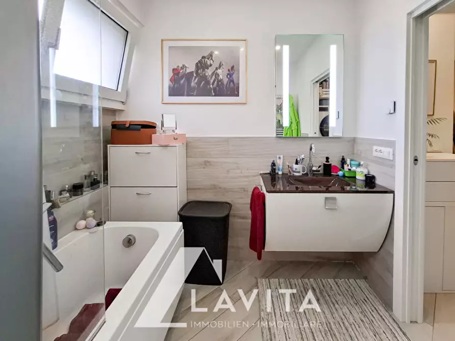 Immagine 21 di Appartamento in vendita  in Via Resia - Reschenstraße a Bolzano