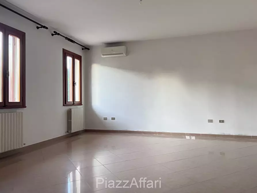 Immagine 14 di Casa indipendente in vendita  in Via Cansiglio a Piove Di Sacco