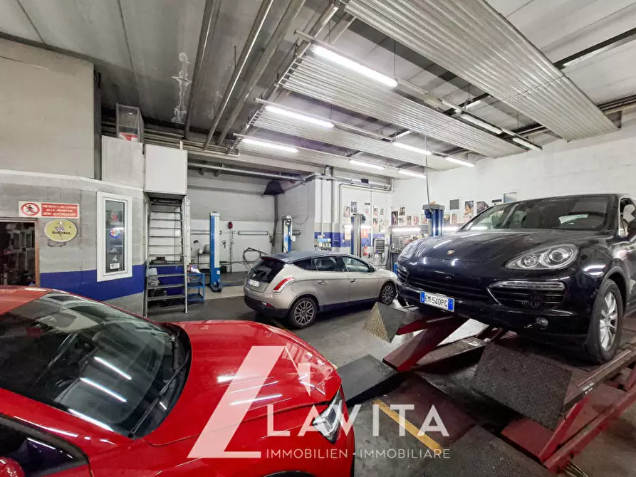 Immagine 3 di Attività commerciale in vendita  in Via Augusto Righi - Augusto-Righi-Straße a Bolzano