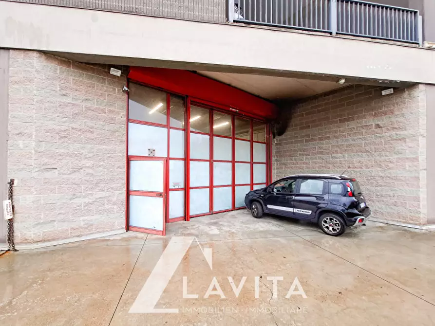 Immagine 10 di Attività commerciale in vendita  in Via Augusto Righi - Augusto-Righi-Straße a Bolzano