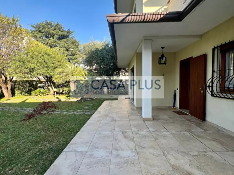 Immagine 4 di Casa bifamiliare in vendita  in via Monte Cengio a Bassano Del Grappa