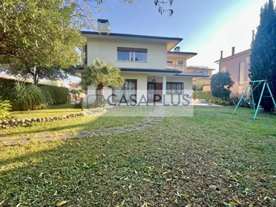 Immagine 61 di Casa bifamiliare in vendita  in via Monte Cengio a Bassano Del Grappa