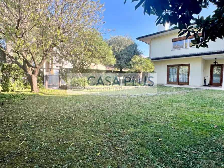 Immagine 64 di Casa bifamiliare in vendita  in via Monte Cengio a Bassano Del Grappa