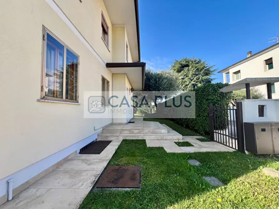 Immagine 81 di Casa bifamiliare in vendita  in via Monte Cengio a Bassano Del Grappa