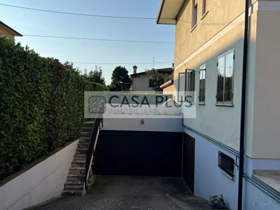 Immagine 83 di Casa bifamiliare in vendita  in via Monte Cengio a Bassano Del Grappa