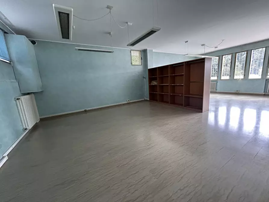 Immagine 5 di Negozio in vendita  in via Della Provvidenza a Rubano