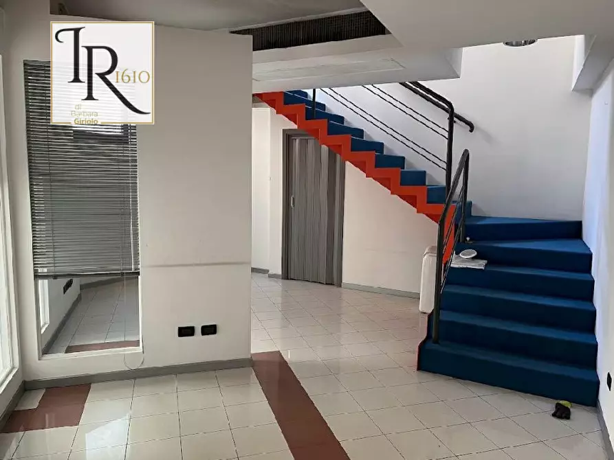 Immagine 5 di Attività commerciale in affitto  a Badia Polesine