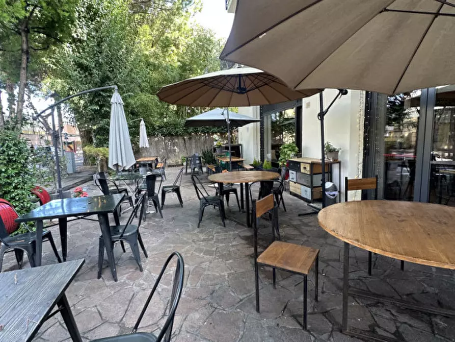 Immagine 2 di Attività commerciale in vendita  in Via Antonio Gramsci 18 a Gambettola