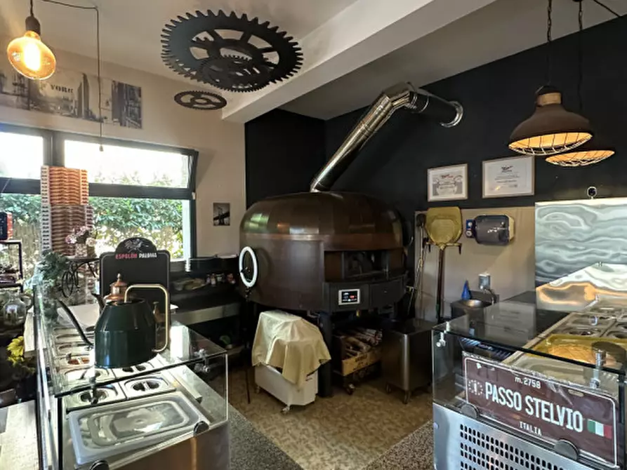 Immagine 8 di Attività commerciale in vendita  in Via Antonio Gramsci 18 a Gambettola