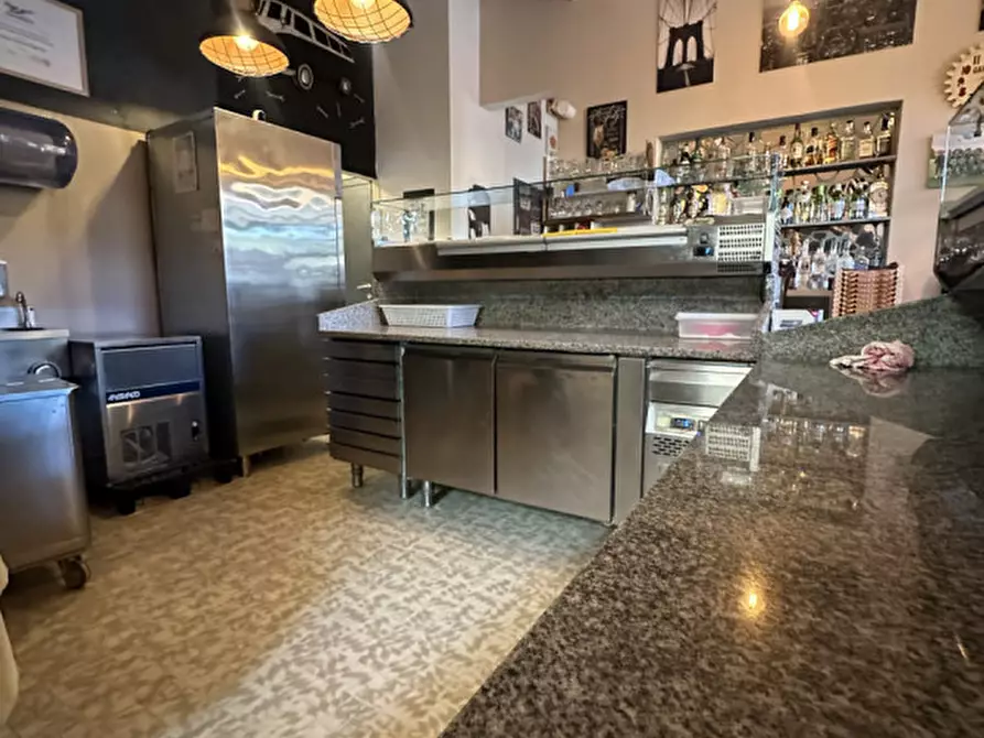 Immagine 9 di Attività commerciale in vendita  in Via Antonio Gramsci 18 a Gambettola