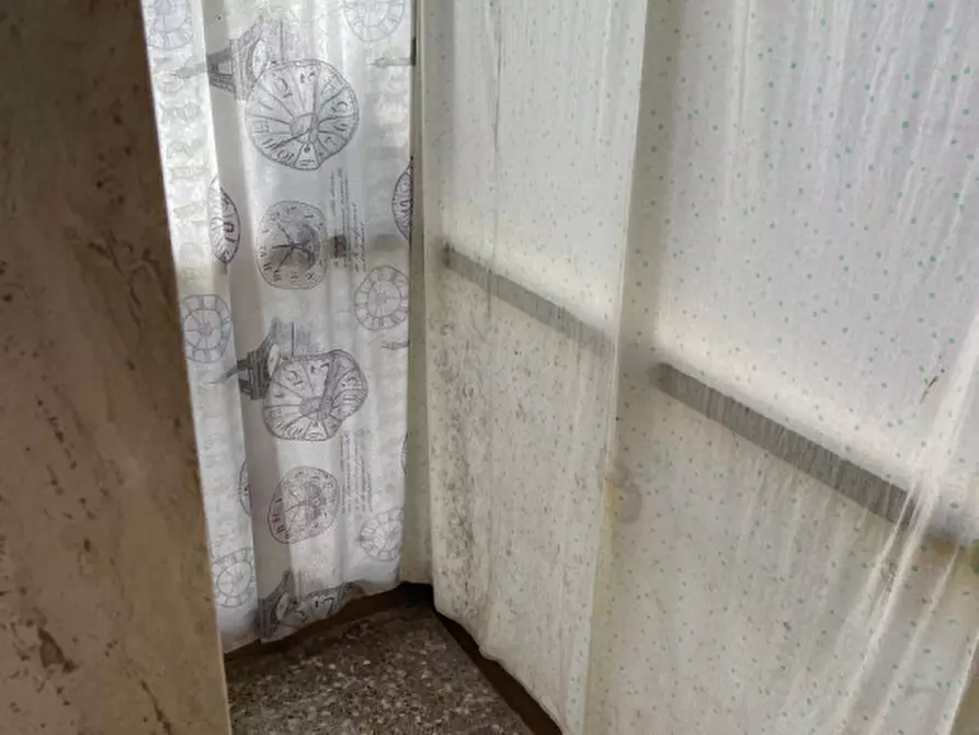 Immagine 9 di Appartamento in vendita  in Via Cosenza a Ceglie Messapico