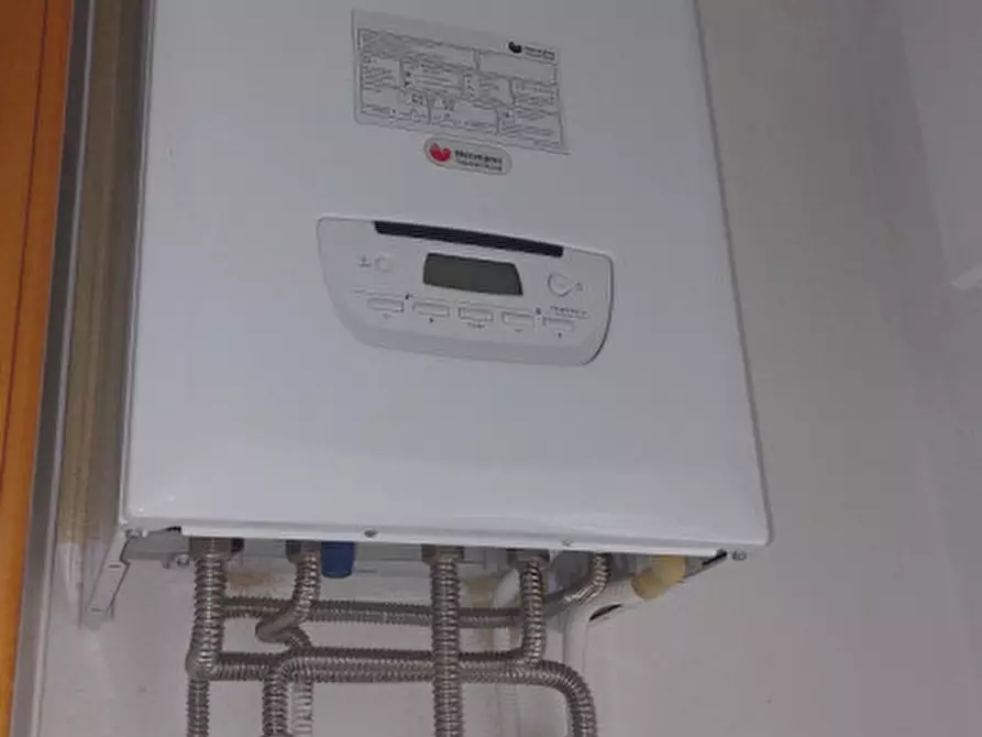 Immagine 2 di Attività commerciale in affitto  in Piazza G. da Schio a Longare