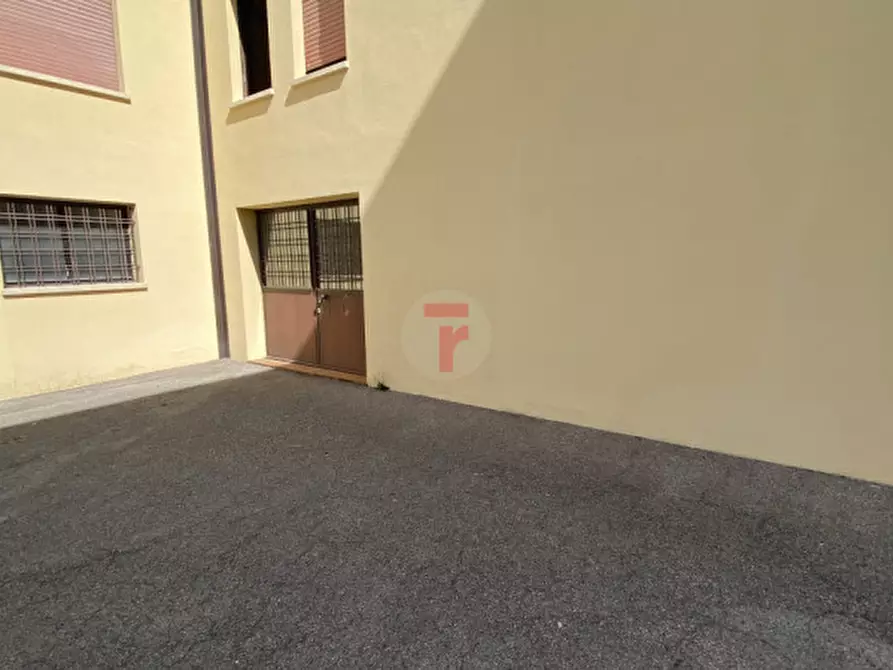 Immagine 3 di Magazzino in vendita  a Cadoneghe