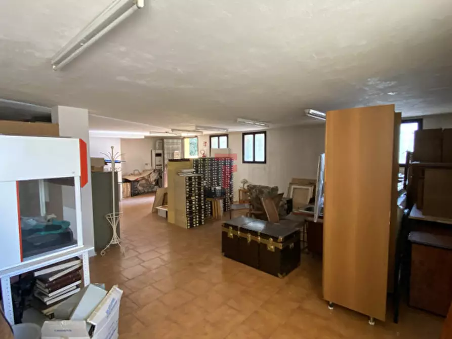 Immagine 4 di Magazzino in vendita  a Cadoneghe