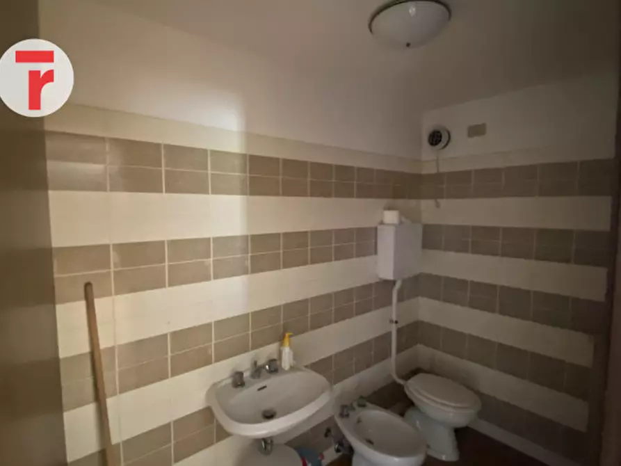 Immagine 5 di Magazzino in vendita  a Cadoneghe