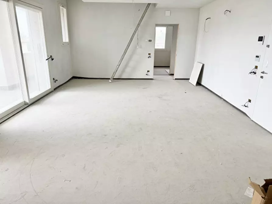 Immagine 7 di Attico in vendita  in Strada del Paullo a Parma