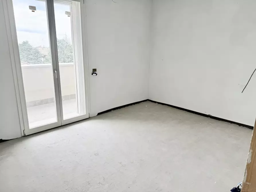 Immagine 13 di Attico in vendita  in Strada del Paullo a Parma