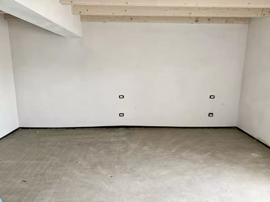 Immagine 23 di Attico in vendita  in Strada del Paullo a Parma